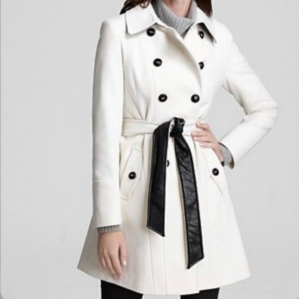 DKNY Camel block Wool Trench Coat Size 6
